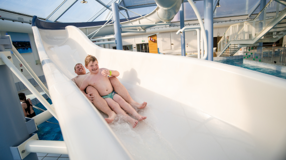 Rutsjebane i Fredericias Tropiske Badeland Rutsjebane i Fredericias Tropiske Badeland